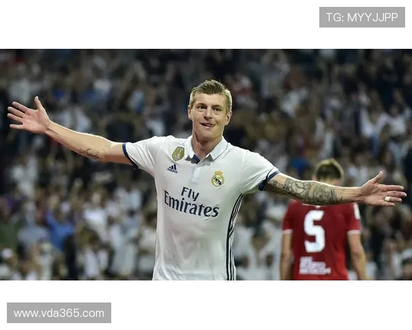 2025年十大足球球星榜单盘点 谁是足坛的真正王者