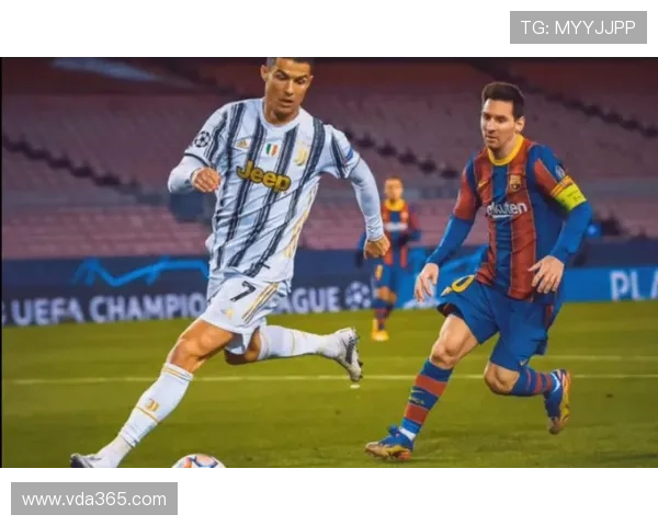 万有引力与足球之星碰撞：从梅西到C罗的传奇旅程与球场魅力