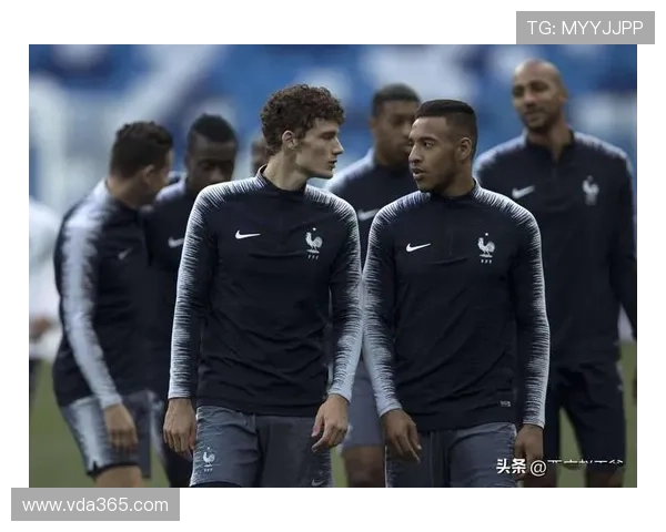 全球顶级足球黑人球星排名分析及其历史影响力探讨