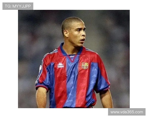 足球场上的三十号传奇球星们：他们的荣耀与背后故事